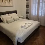 Bellarosa Lägenhet *