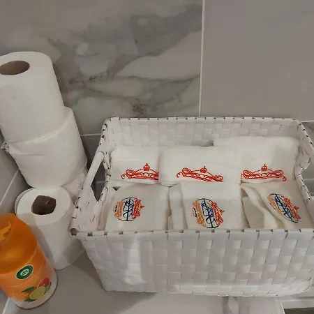 Bellarosa Lägenhet *